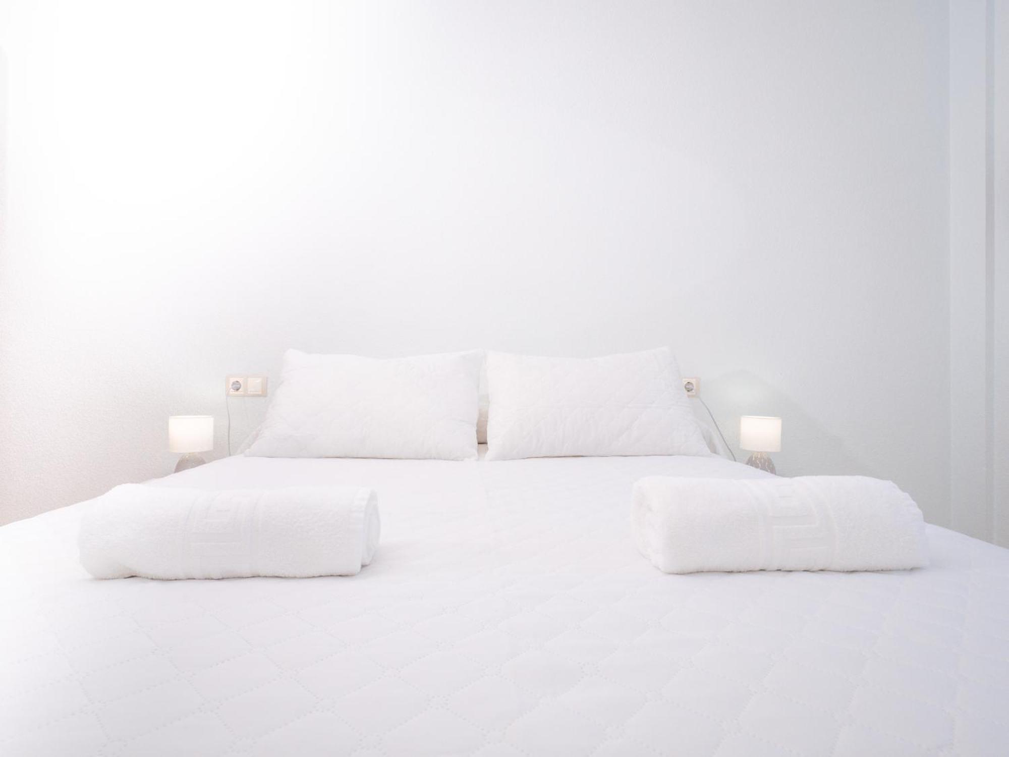 Apartamento ¡Frente al Mar + Garaje y Wifi! Águilas Exterior foto